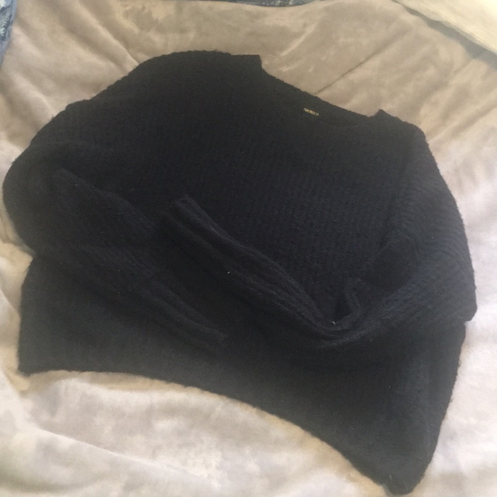 Ultra soft black cropped sweater